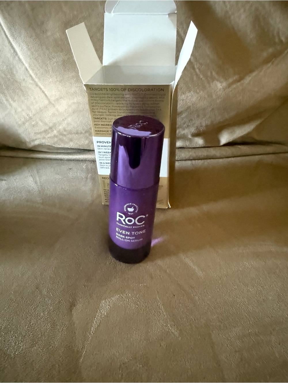 Brand new RoC even tone roll-on serum - Picture 2 of 16